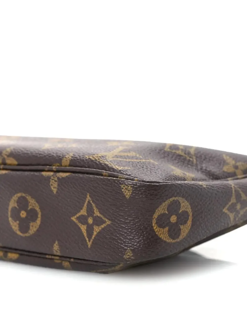 Louis Vuitton step out